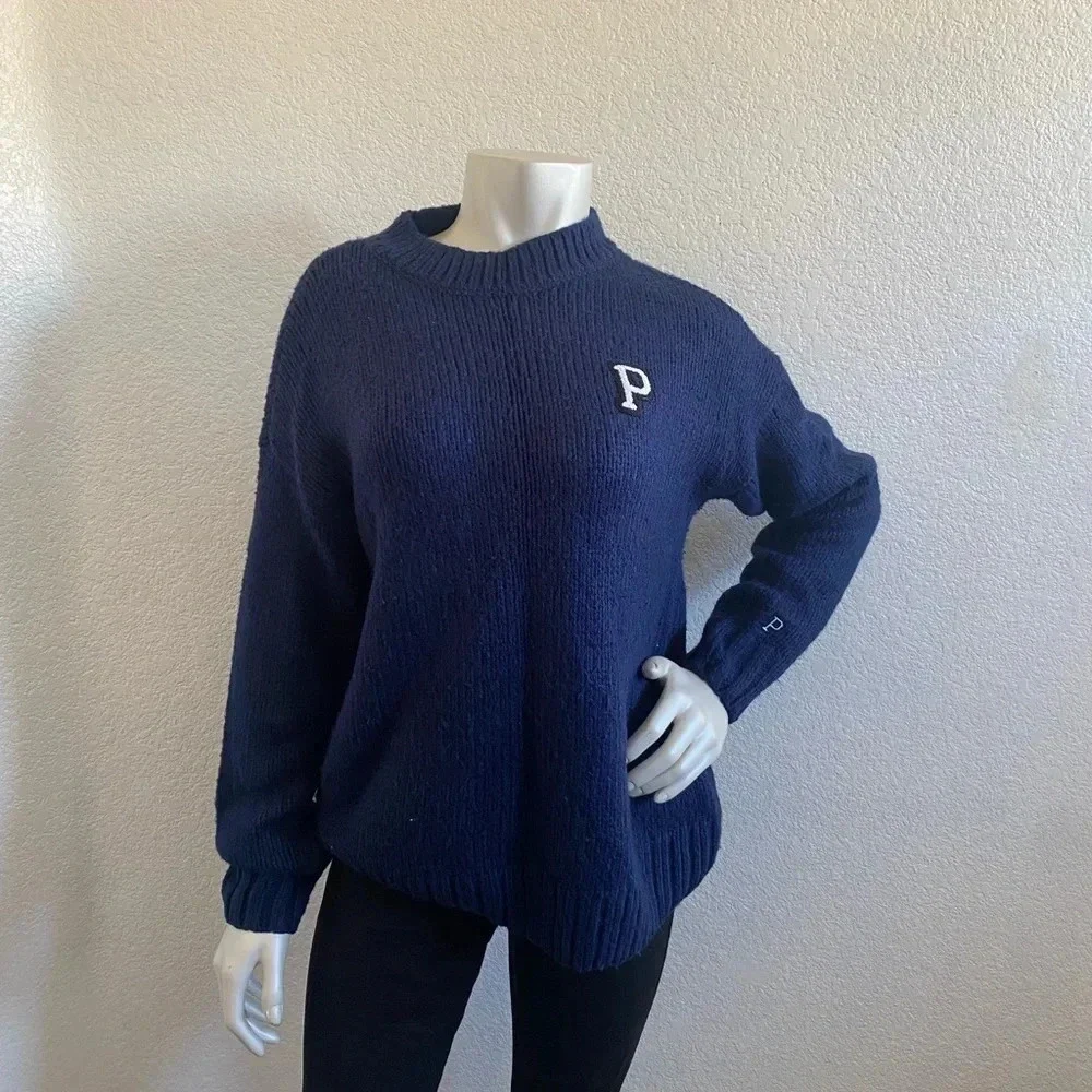 Victoria Secret PINK boyfriend Sweater Size XS